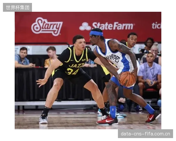上海队冠军外援洛夫顿计划参加NBA夏季联赛，其下赛季是否回归成为未知数。